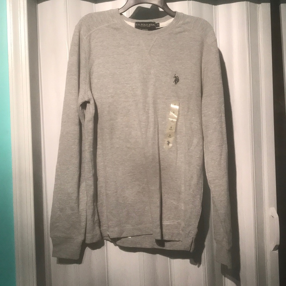 POlO sweatshirt
